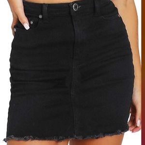 NWT Large Bodycon Mini Denim Skirt Fringed